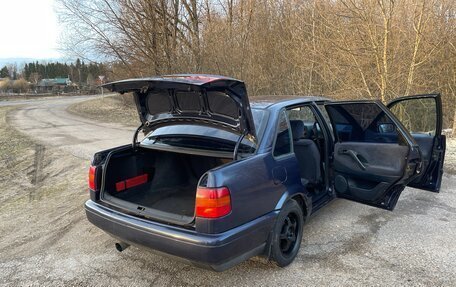 Volkswagen Passat B4, 1993 год, 195 000 рублей, 10 фотография