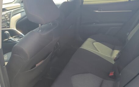 Toyota Camry, 2019 год, 2 400 000 рублей, 8 фотография