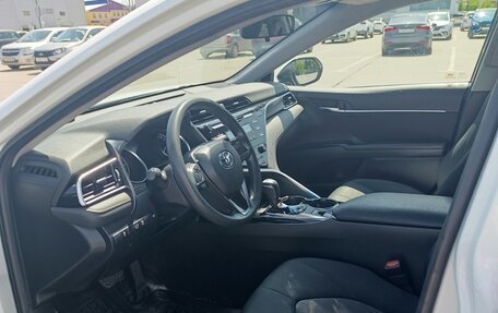 Toyota Camry, 2019 год, 2 400 000 рублей, 6 фотография