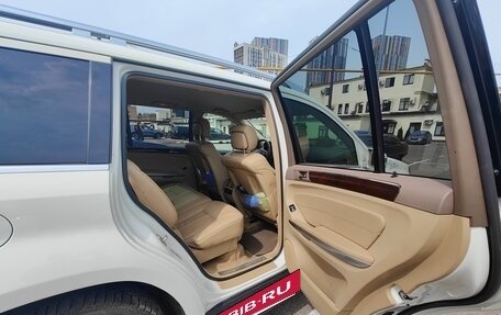 Mercedes-Benz GL-Класс, 2011 год, 2 150 000 рублей, 15 фотография