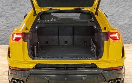 Lamborghini Urus I, 2025 год, 45 990 000 рублей, 8 фотография