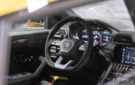 Lamborghini Urus I, 2025 год, 45 990 000 рублей, 13 фотография