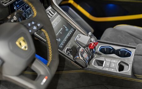 Lamborghini Urus I, 2025 год, 45 990 000 рублей, 32 фотография