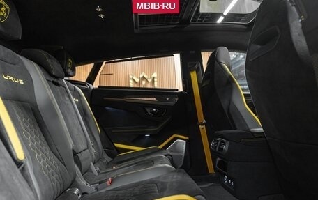 Lamborghini Urus I, 2025 год, 45 990 000 рублей, 16 фотография