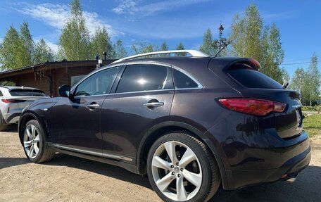 Infiniti QX70, 2014 год, 1 600 000 рублей, 3 фотография