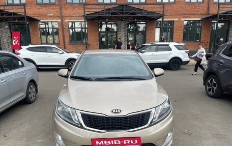 KIA Rio III рестайлинг, 2014 год, 1 300 000 рублей, 2 фотография
