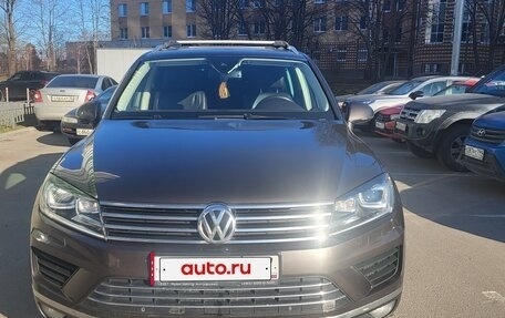 Volkswagen Touareg III, 2015 год, 2 310 000 рублей, 2 фотография