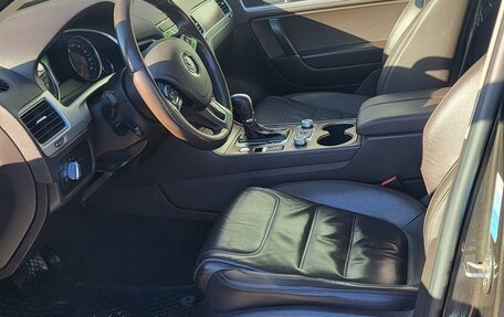 Volkswagen Touareg III, 2015 год, 2 310 000 рублей, 16 фотография