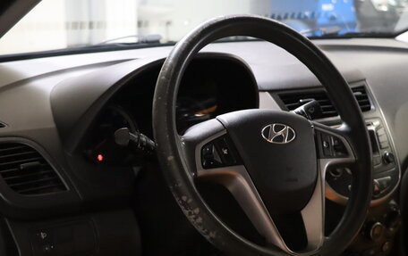 Hyundai Solaris II рестайлинг, 2015 год, 619 990 рублей, 9 фотография