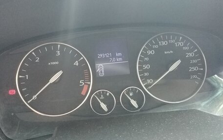 Renault Laguna III рестайлинг, 2009 год, 650 000 рублей, 8 фотография