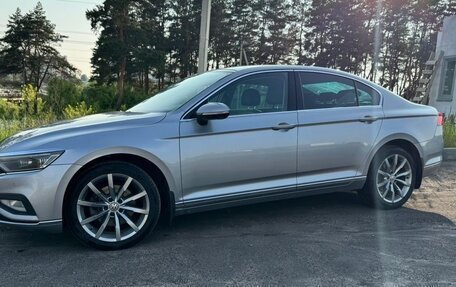 Volkswagen Passat B8 рестайлинг, 2020 год, 1 750 000 рублей, 2 фотография