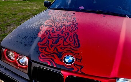 BMW 3 серия, 1993 год, 70 000 рублей, 1 фотография