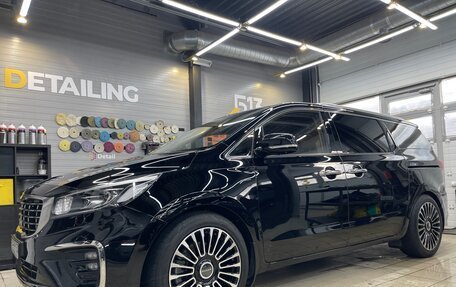 KIA Carnival III, 2019 год, 2 990 000 рублей, 1 фотография