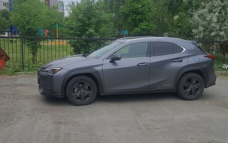 Lexus UX I, 2019 год, 3 000 000 рублей, 7 фотография