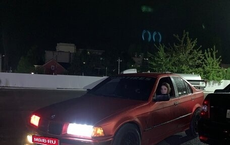 BMW 3 серия, 1993 год, 70 000 рублей, 24 фотография