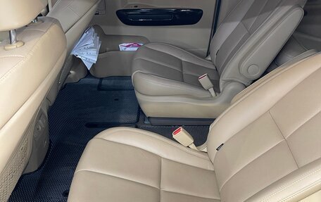 KIA Carnival III, 2019 год, 2 990 000 рублей, 13 фотография