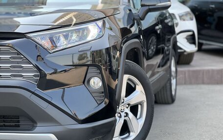 Toyota RAV4, 2020 год, 3 290 000 рублей, 6 фотография