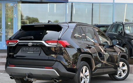 Toyota RAV4, 2020 год, 3 290 000 рублей, 3 фотография