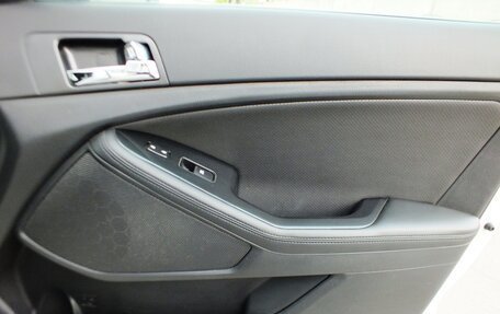 KIA Optima III, 2013 год, 1 359 000 рублей, 25 фотография