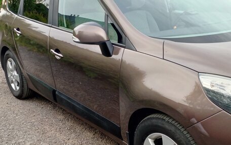 Renault Scenic III, 2010 год, 795 000 рублей, 1 фотография