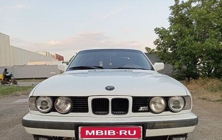 BMW 5 серия, 1989 год, 400 000 рублей, 1 фотография