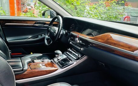 Genesis G90 I рестайлинг, 2016 год, 2 600 000 рублей, 8 фотография