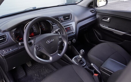 KIA Rio III рестайлинг, 2016 год, 909 000 рублей, 10 фотография