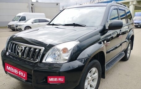 Toyota Land Cruiser Prado 120 рестайлинг, 2007 год, 2 650 000 рублей, 2 фотография