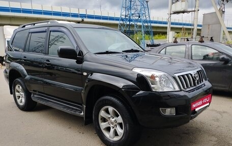 Toyota Land Cruiser Prado 120 рестайлинг, 2007 год, 2 650 000 рублей, 3 фотография