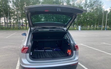 Volkswagen Tiguan II, 2018 год, 2 560 000 рублей, 12 фотография