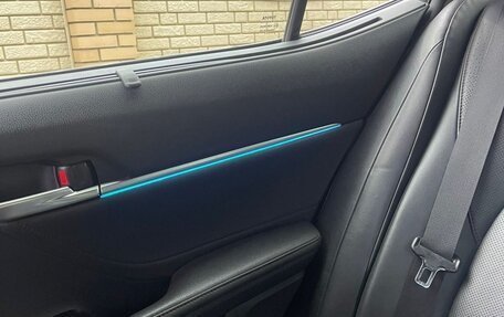 Toyota Camry, 2018 год, 3 200 000 рублей, 6 фотография