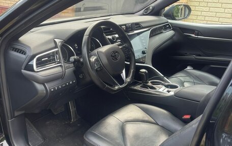 Toyota Camry, 2018 год, 3 200 000 рублей, 12 фотография