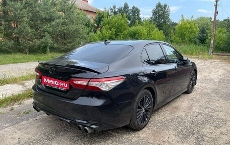 Toyota Camry, 2018 год, 3 200 000 рублей, 15 фотография