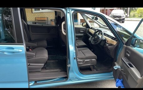 Honda Freed II, 2018 год, 1 650 000 рублей, 8 фотография
