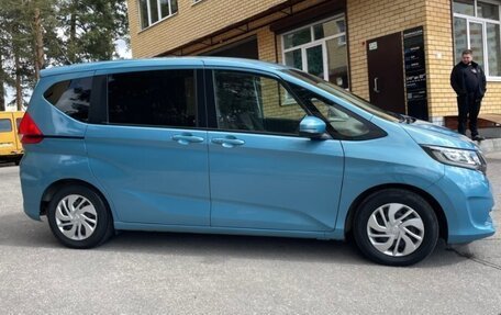 Honda Freed II, 2018 год, 1 650 000 рублей, 4 фотография
