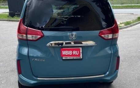 Honda Freed II, 2018 год, 1 650 000 рублей, 6 фотография