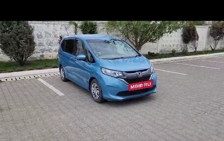 Honda Freed II, 2018 год, 1 650 000 рублей, 10 фотография