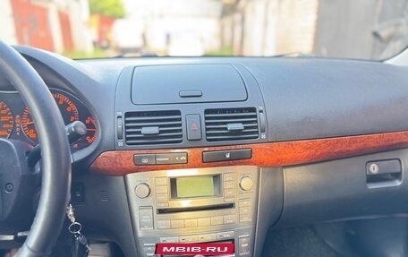 Toyota Avensis III рестайлинг, 2008 год, 950 000 рублей, 20 фотография