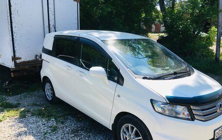 Honda Freed I, 2011 год, 980 000 рублей, 2 фотография