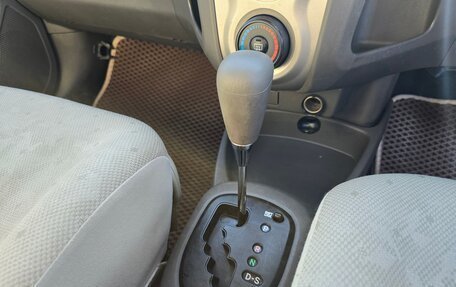 Toyota Vitz, 2010 год, 560 000 рублей, 3 фотография