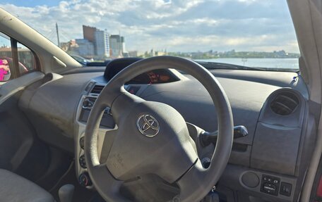 Toyota Vitz, 2010 год, 560 000 рублей, 21 фотография