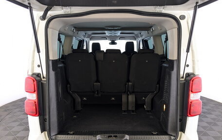Peugeot Traveller I, 2021 год, 2 645 000 рублей, 10 фотография