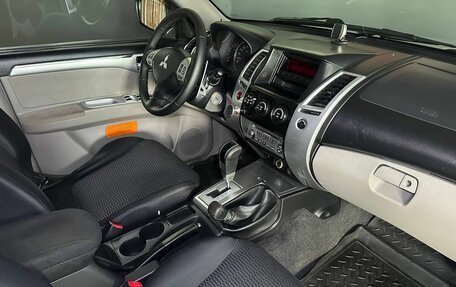 Mitsubishi Pajero Sport II рестайлинг, 2009 год, 1 200 000 рублей, 12 фотография