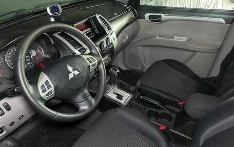 Mitsubishi Pajero Sport II рестайлинг, 2009 год, 1 200 000 рублей, 8 фотография