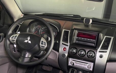 Mitsubishi Pajero Sport II рестайлинг, 2009 год, 1 200 000 рублей, 15 фотография