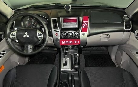 Mitsubishi Pajero Sport II рестайлинг, 2009 год, 1 200 000 рублей, 10 фотография