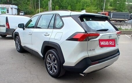 Toyota RAV4, 2025 год, 4 135 000 рублей, 6 фотография