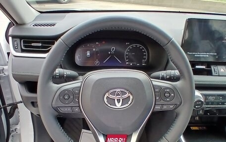 Toyota RAV4, 2025 год, 4 135 000 рублей, 15 фотография