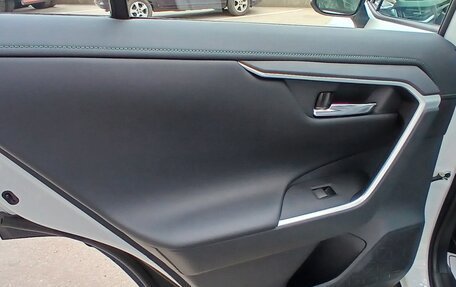 Toyota RAV4, 2025 год, 4 135 000 рублей, 33 фотография