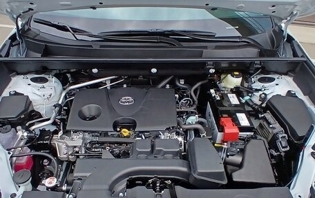 Toyota RAV4, 2025 год, 4 135 000 рублей, 39 фотография